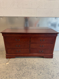 Cherry finished 6 drawer dresser