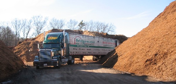 Bulk mulch trailerload leaving our yard