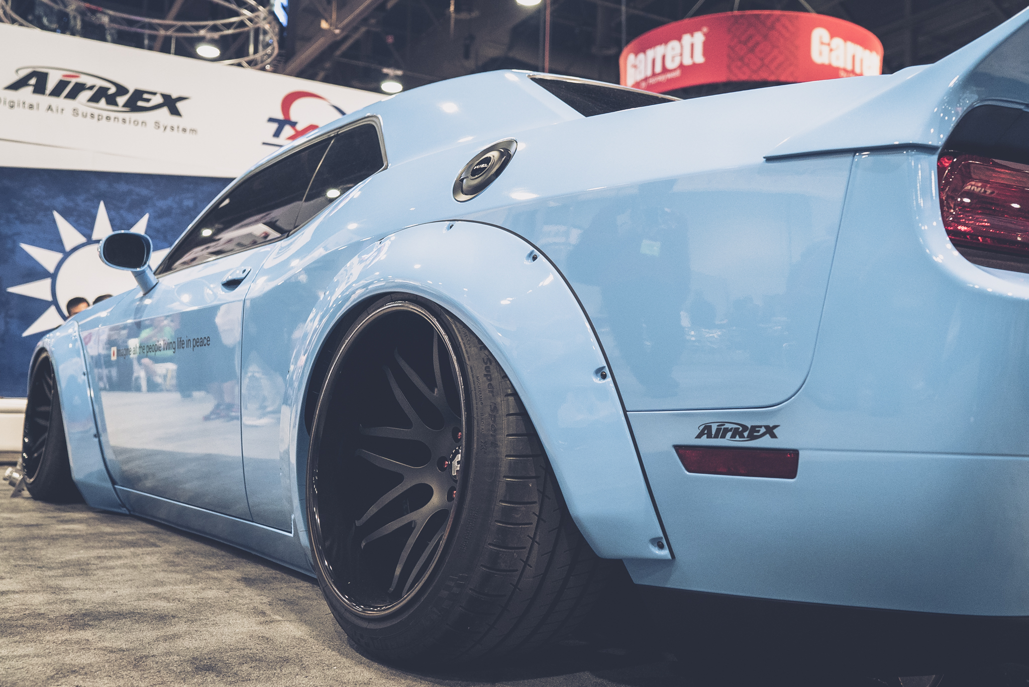 Liberty Walk Dodge Challenger