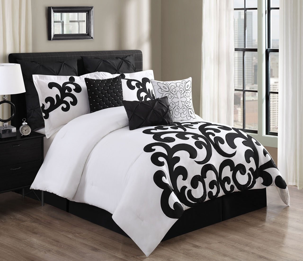 Empress King Size Black And White 9 Piece Comforter Set   CEM 6321  97100.1483051628.1280.1280 