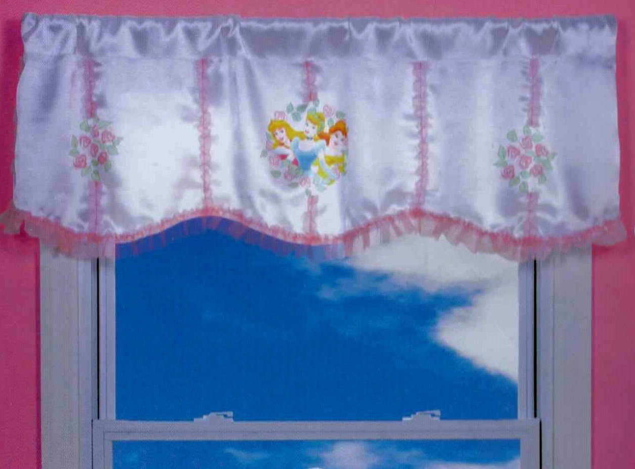 Disney Princess Trio Portraits Valance Satin