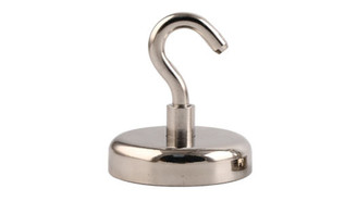 These magnetic hooks have a sturdy and durable structure, which is very suitable for organization, decoration and storage