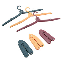 Pack of 3 travel folding hangers-0307la
