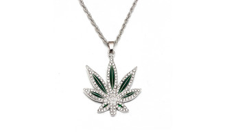 NEW Diamond studded Maple Leaf Necklace 0351 LA