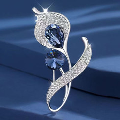 “Moonlit Kiss” Crystal Brooch