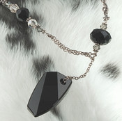 Deco Necklace in Jet (Black)