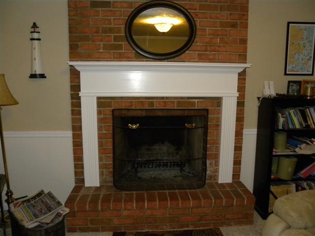 monticello-white-fireplace-mantel-kingston-full-room-picture-36611.1405342125.1280.1280-1-.jpg