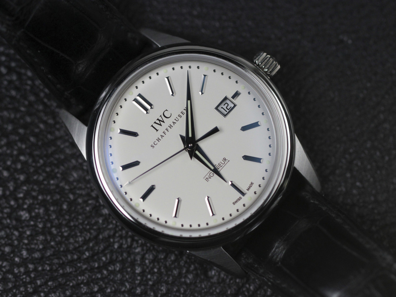 IWC Limited Edition Vintage Ingenieur Auto Watch 3233 from www ...