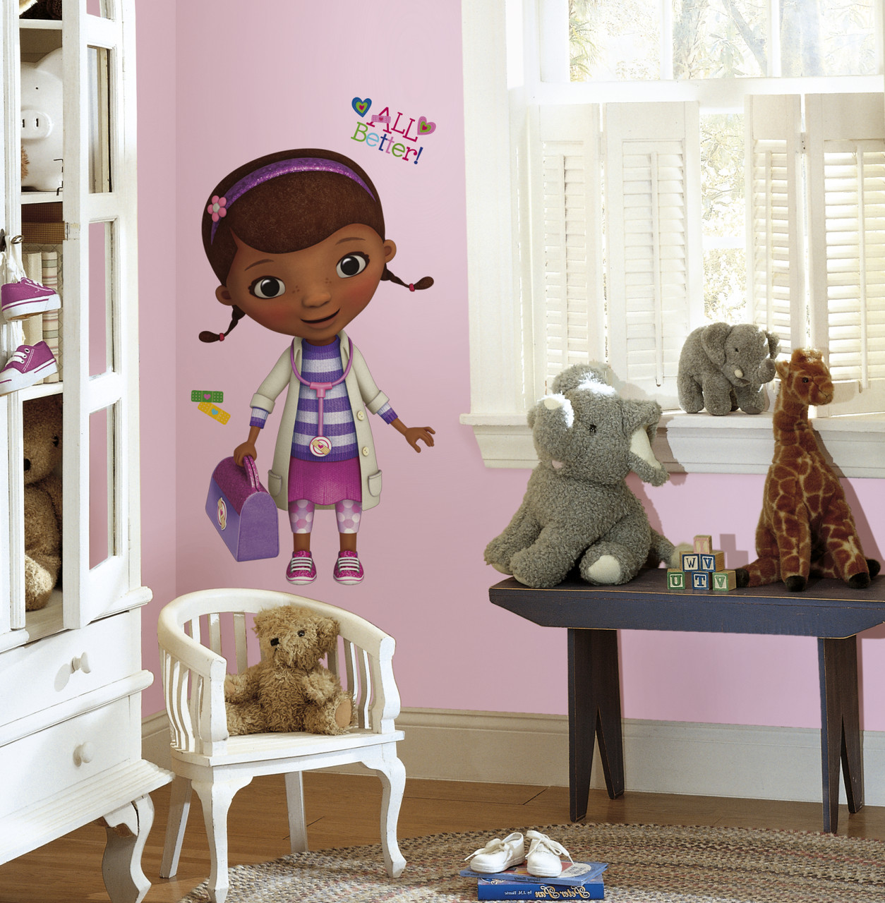 The Doc is in! This giant Doc McStuffins wall sticker will delight children who are all about fixing toys and staying healthy.