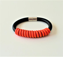 NEO RED TWISTED MAGNETIC BRACELET