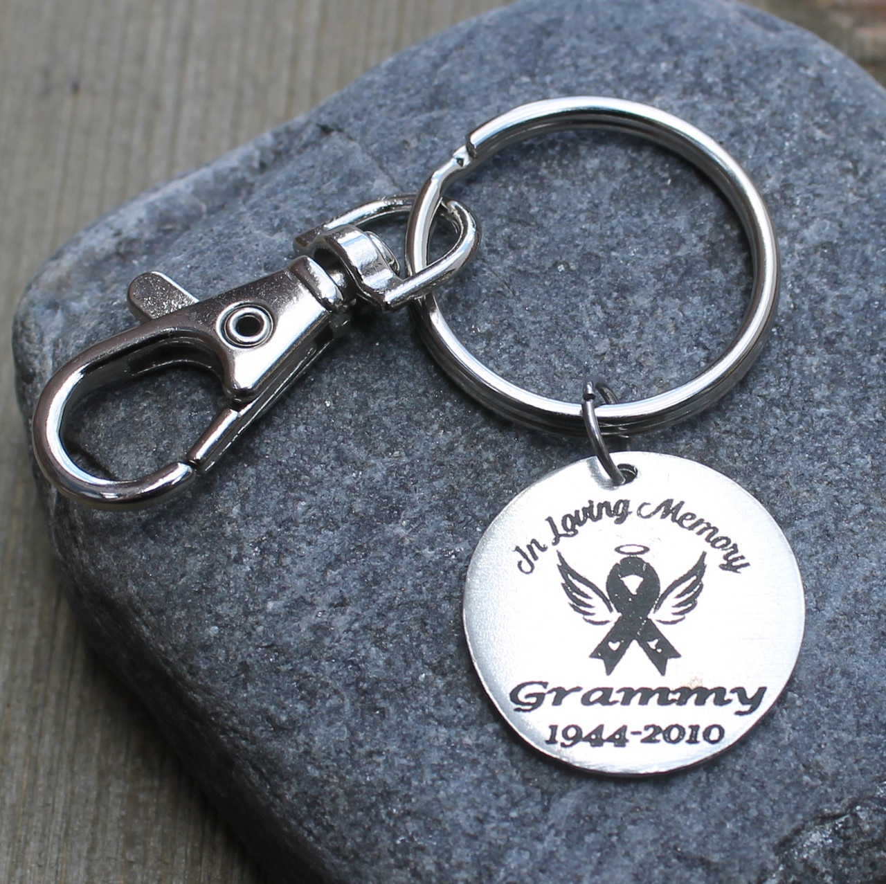 In loving memory chains Clearance