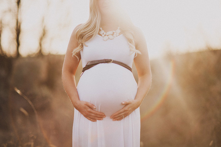 3 Tips On Picking What To Wear For Your Maternity Photo Shoot