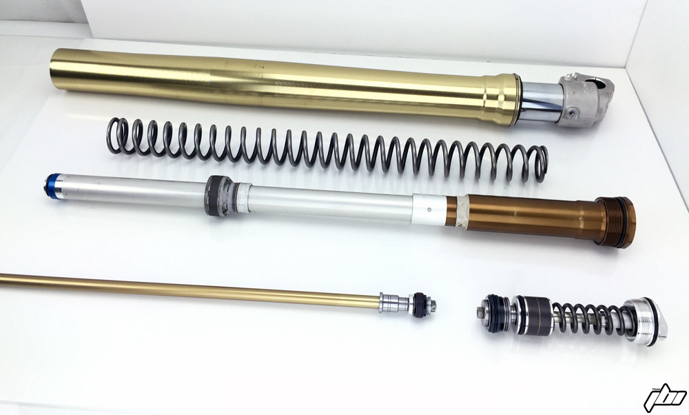 Showa-47mm-Twin-Chamber-Fork-