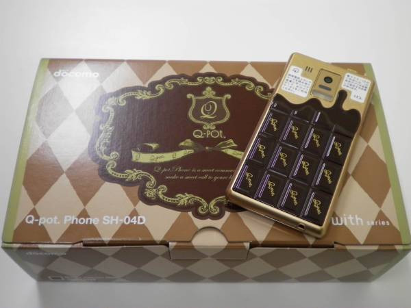 美品　docomo　Q-Pot.　SH-04B　SHARP　i364d238dd ♥ 下一站幸福 ♥~: NTT Docomo SH-04b: The Chocolate Phone by Q-Pot