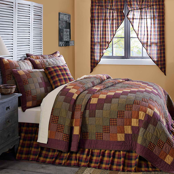 Heritage Farms Luxury King Quilt