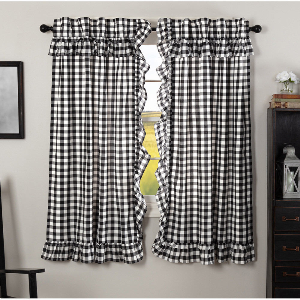 Annie Buffalo Black Check Ruffled Short Panel Set