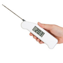 Front view of Thermapen with Air Probe for HVAC