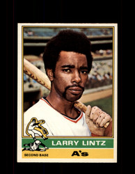 1976 LARRY LINTZ OPC #109 O-PEE-CHEE ATHLETICS *G5034