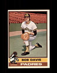1976 BOB DAVIS OPC #472 O-PEE-CHEE PADRES *G3899