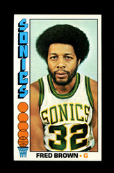 1976 FRED BROWN TOPPS #15 SONICS 
