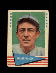 1961 MILLER HUGGINS FLEER #46 BASEBALL GREATS *4974