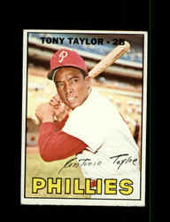 1967 TONY TAYLOR TOPPS #126 PHILLIES *R3683