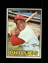 1967 TONY TAYLOR TOPPS #126 PHILLIES *R2258