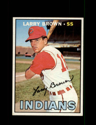 1967 LARRY BROWN TOPPS #145 INDIANS *R3760