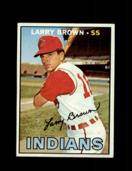 1967 LARRY BROWN TOPPS #145 INDIANS *R4521