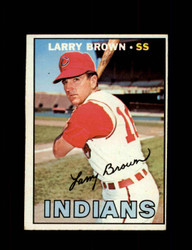 1967 LARRY BROWN TOPPS #145 INDIANS *R3884