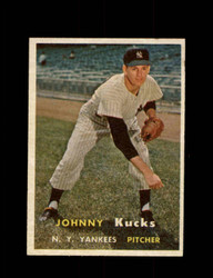 1957 JOHNNY KUCKS TOPPS #185 YANKEES *R3645