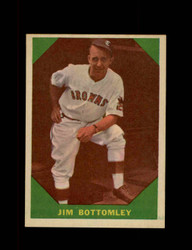 1960 JIM BOTTOMLEY FLEER #45 *0044