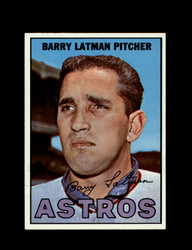 1967 BARRY LATMAN TOPPS #28 ASTROS *0525