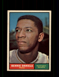 1961 BENNIE DANIELS TOPPS #368 SENATORS *0865