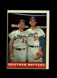 1961 SHERRY BROTHER BATTERY TOPPS #521 DODGERS *G1528