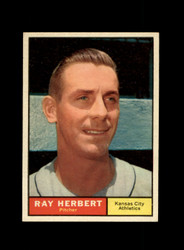 1961 RAY HERBERT TOPPS #498 ATHLETICS *G1708