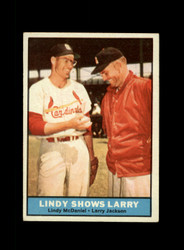 1961 MCDANIEL JACKSON TOPPS #75 LINDY SHOWS LARRY CARDINALS *9715