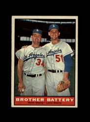 1961 SHERRY BROTHER BATTERY TOPPS #521 DODGERS *G2090