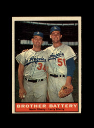 1961 SHERRY BROTHER BATTERY TOPPS #521 DODGERS *G2428