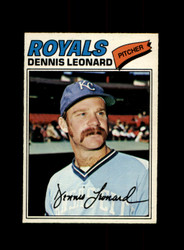 1977 DENNIS LEONARD O-PEE-CHEE #91 ROYALS *R0248