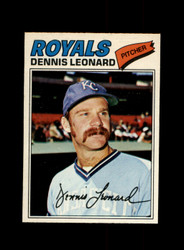 1977 DENNIS LEONARD O-PEE-CHEE #91 ROYALS *R0249