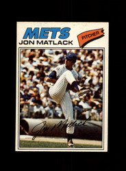 1977 JON MATLACK O-PEE-CHEE #132 METS *R0385