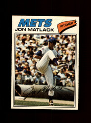 1977 JON MATLACK O-PEE-CHEE #132 METS *R0388
