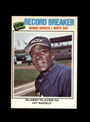 1977 MINNIE MINOSO O-PEE-CHEE #262 WHITE SOX RECORD BREAKER *9919