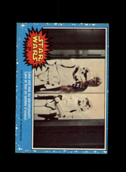 1977 STAR WARS #35 TOPPS UK LUKE AND HAN AS STORMTROOPERS *R0912