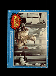 1977 STAR WARS #34 TOPPS UK SEE-THREEPIO DIVERTS THE GUARDS *R0913