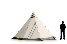 Safir 7 ECO tent rendering with average sized person for perspective.