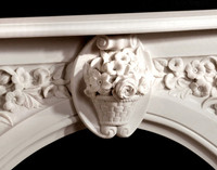 The Andrea has an arch with a small basket of flowers.