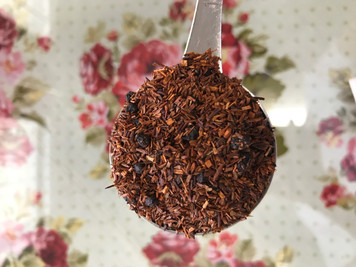 Prefer an herbal tea that packs a healthful punch? Our Good Hope Rooibos from South Africa is paired with luscious, AIR-DRIED elderberries in this House Blend that we created during the 2020 Coronavirus pandemic. Support your immune system and stay well!