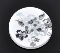 White Wood Painted Button Floral (Design No.1) Four Hole 30mm